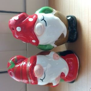 Gnome Salt and pepper shakers